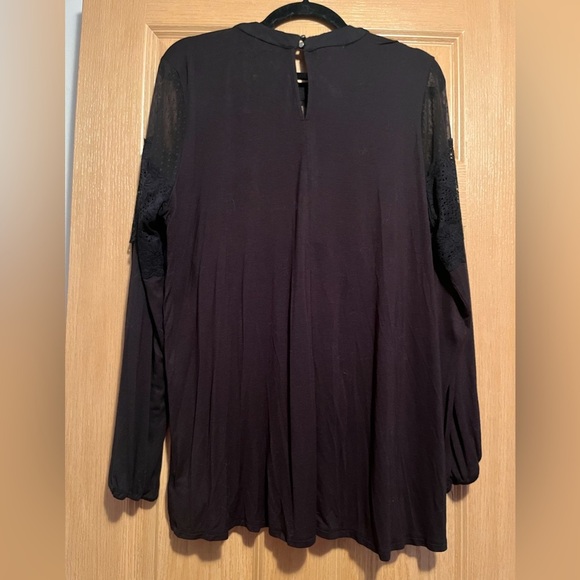 Maurice’s Black multi layer blouse - Picture 7 of 10
